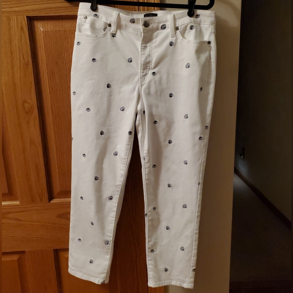 Talbots Women’s Embroidered Seashells Shells Sz 8 White Straight Leg Crop Pants
